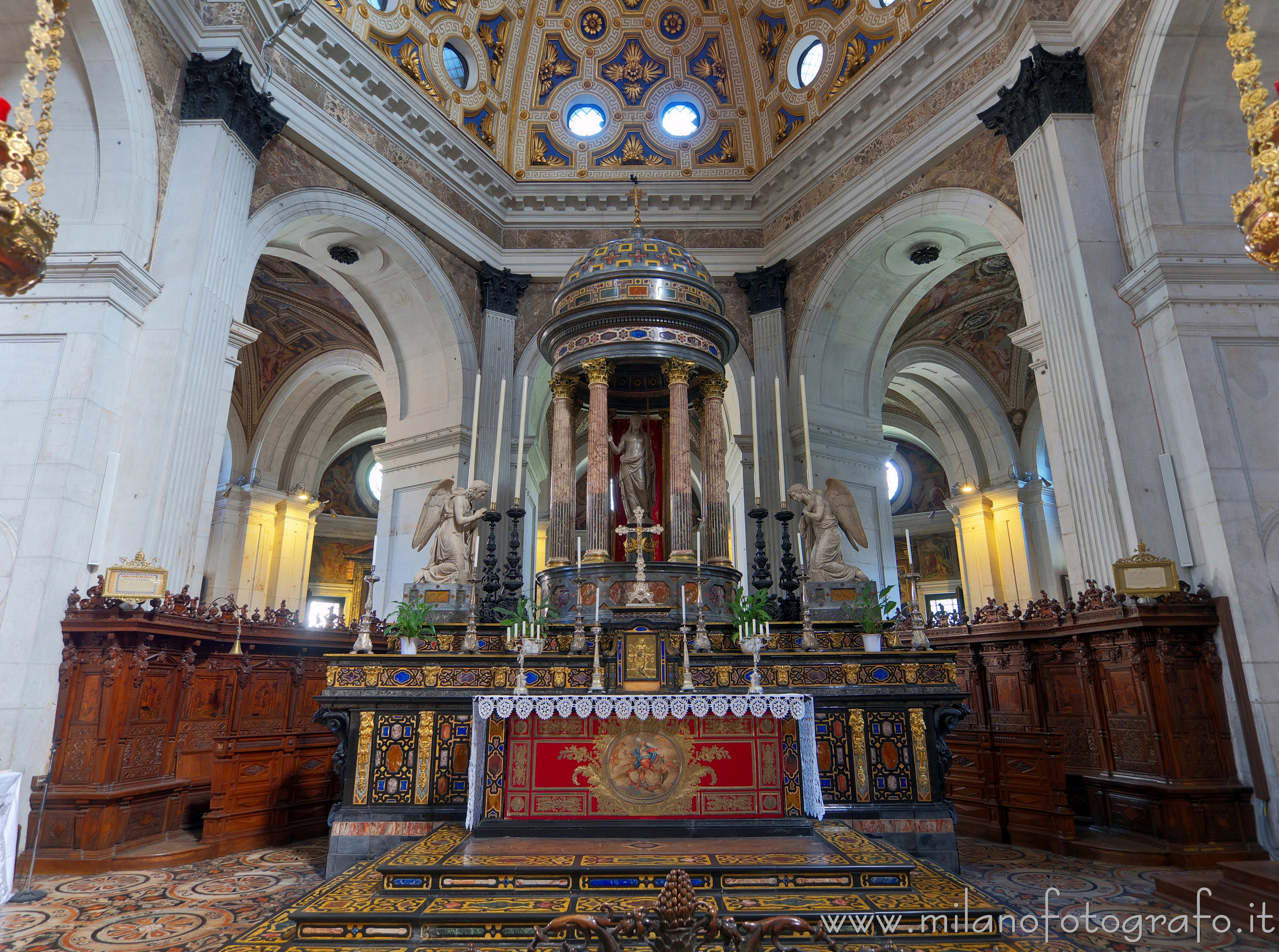 Milan (Italy) - Altar and choir of the Church of Santa Maria dei Miracoli